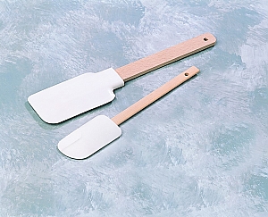 Lopatica z lesenim ročajem - 33 cm