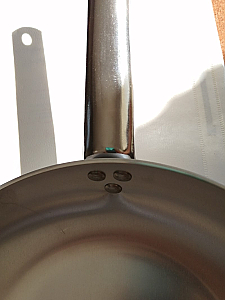 Aluminjasta ponev z inox ročajem, premer 28 cm ODPRODAJA